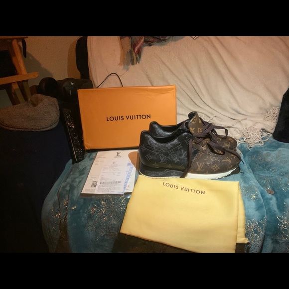 Louis Vuitton sneakers I have the receipt - Picture 5 of 6